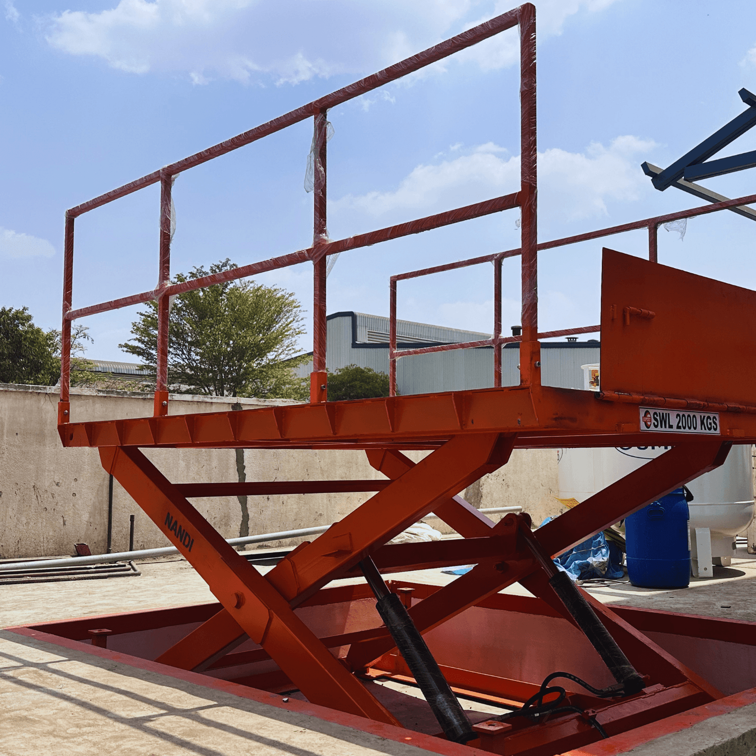 Hydraulic Scissor Lift with AC Power Pack — View 3