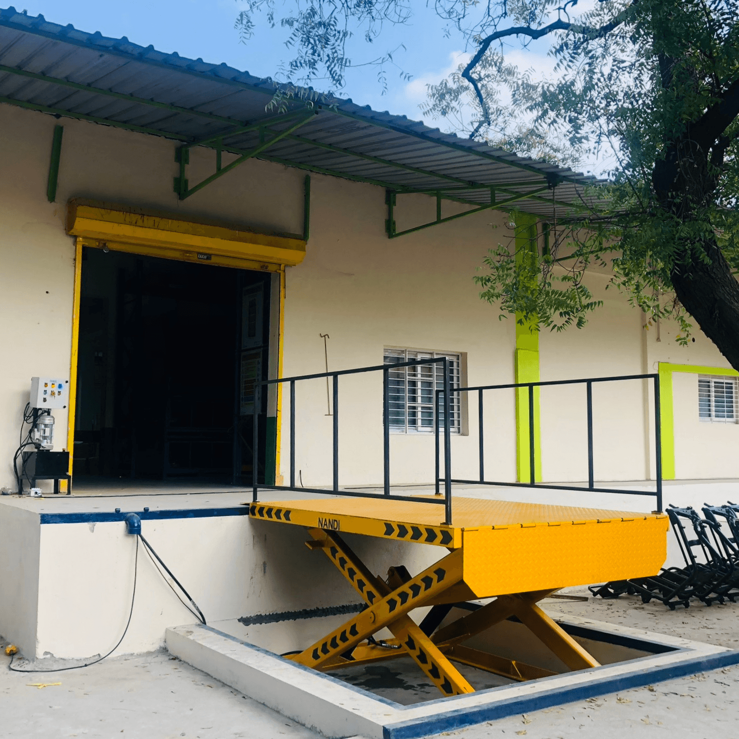 Hydraulic Scissor Lift with AC Power Pack — View 4